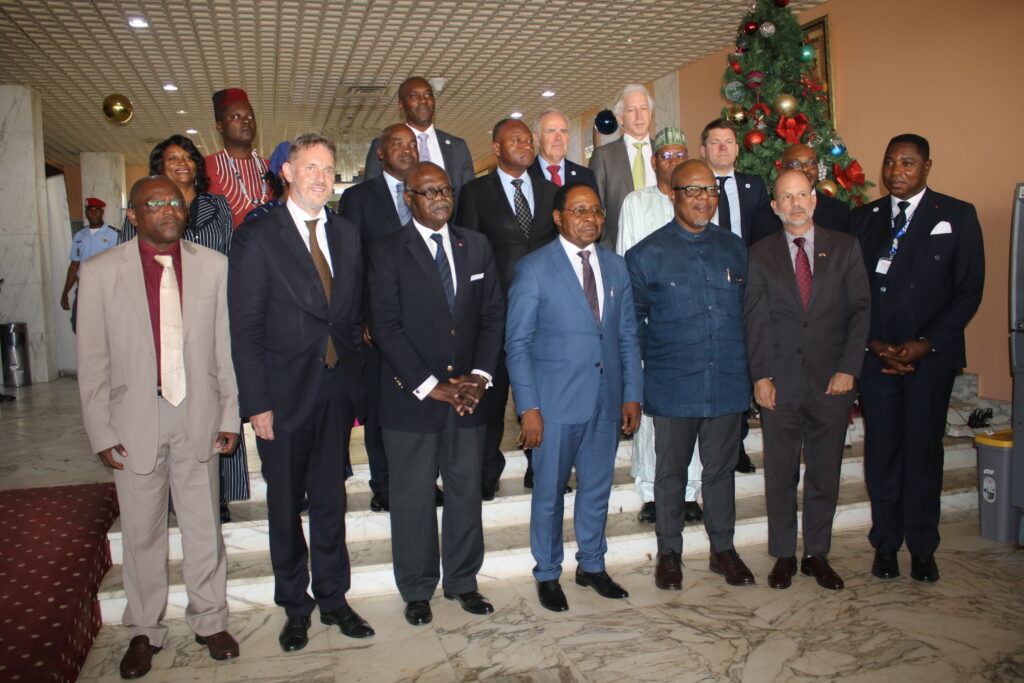 26 janvier 2024 protocole d’accord entre l’Etat du Cameroun et CAM HYDRO pour les études et le développement du projet minkouma